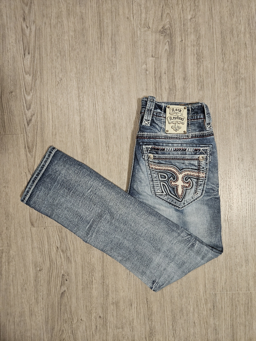 Rock Revival 32w Raynon Blue Denim Jeans with Embroidered Double Back Pockets